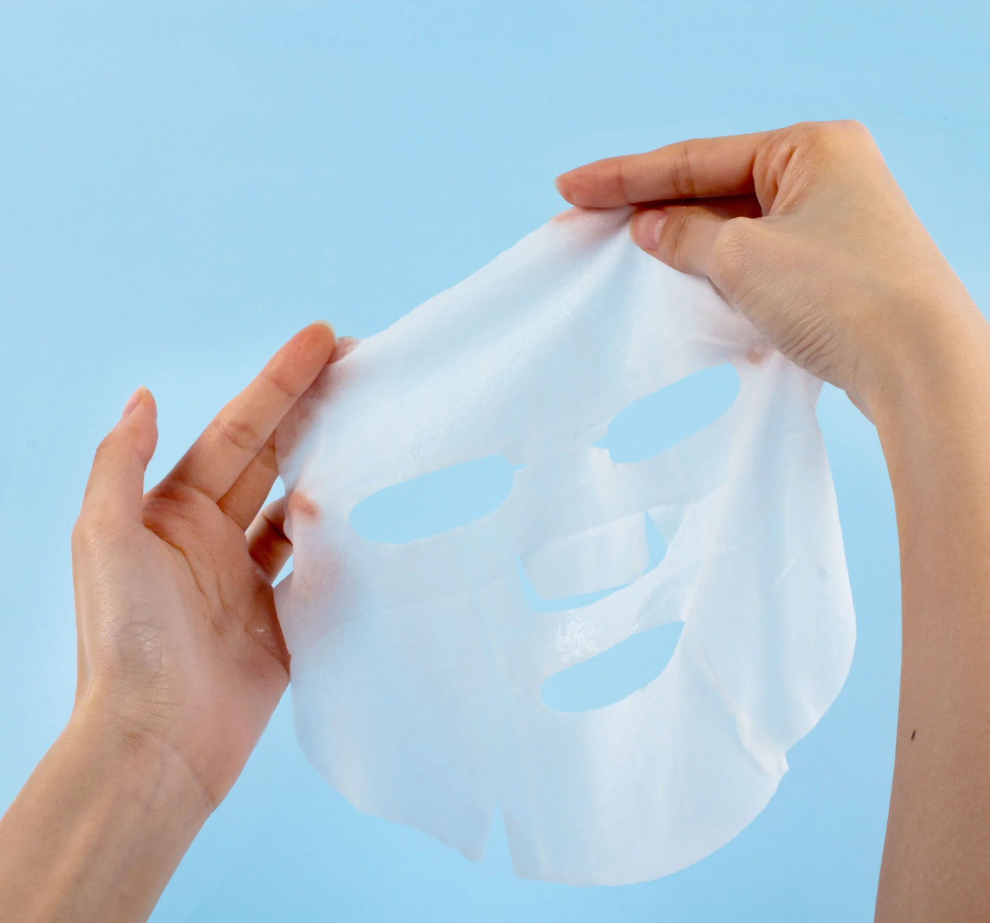 Зволожуюча маска для обличчя з пептидами